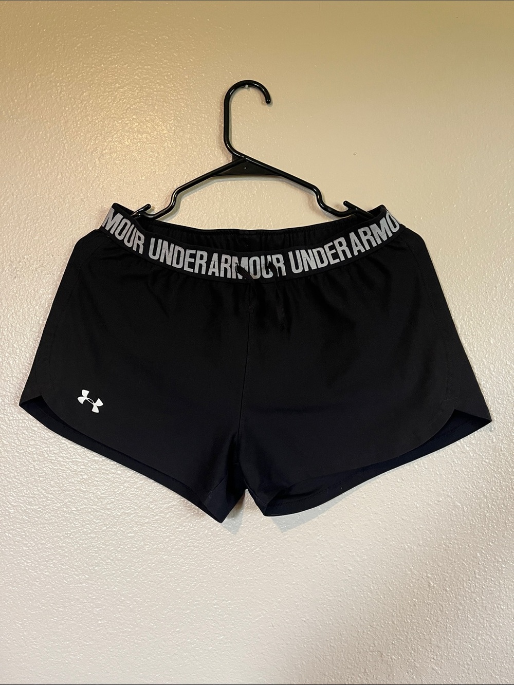Under Armour Women's Black Athletic Shorts